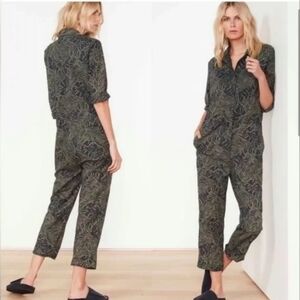 JAMES PERSE Cotton Utility Jumpsuit Green Palm Leaf Print  Size 2